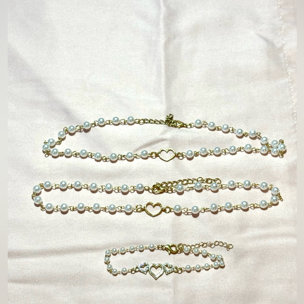 Pearl golden dainty heart choker & bracelet 3pcs set! 🫧⭐️